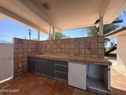 Kitchen - 102 E 2nd St, Safford, AZ 85546 photo 8 of 8