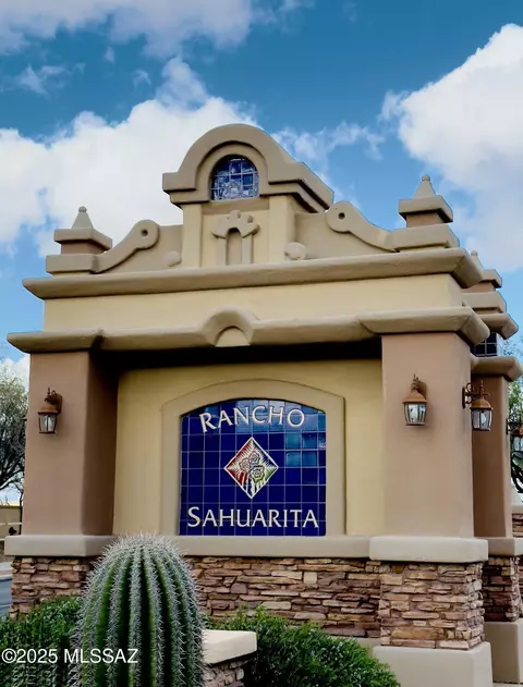 162 E Placita Haciendas Del Lago, Sahuarita, AZ 85629