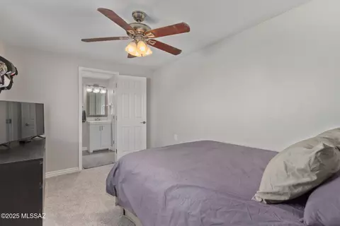 Bedroom - 1314 E Hedrick Dr, Tucson, AZ 85719 photo 1 of 5