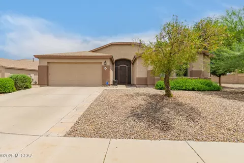 4370 W Gatekeeper Dr, Tucson, AZ 85741
