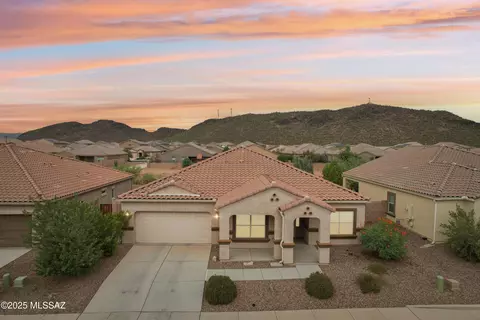 9954 N Saguaro Bloom Way, Marana, AZ 85653