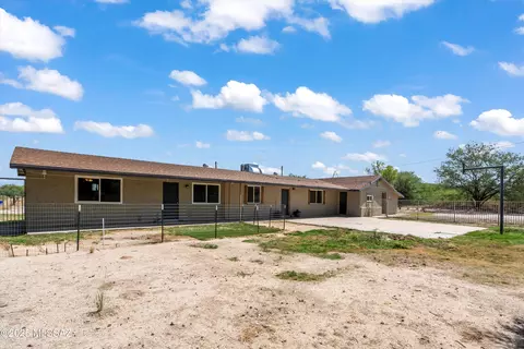 1438 N F Triangle Ln, Benson, AZ 85602