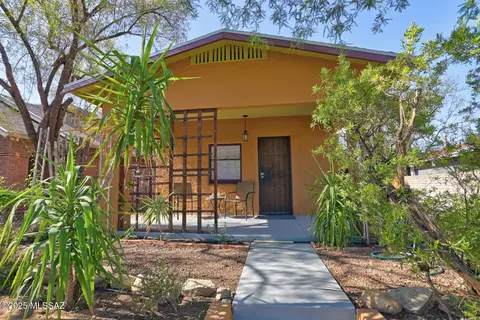 416 E Mabel St, Tucson, AZ 85705