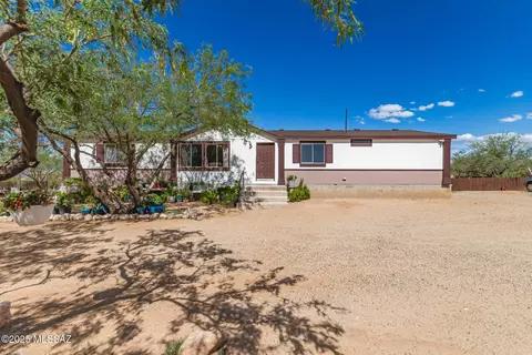 13715 E Greystokes Dr, Vail, AZ 85641 photo 2