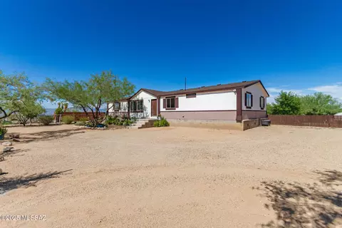 13715 E Greystokes Dr, Vail, AZ 85641 photo 4