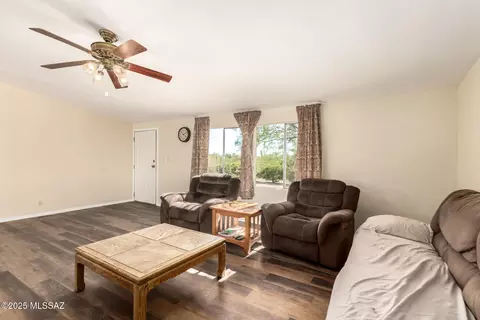 13715 E Greystokes Dr, Vail, AZ 85641 photo 10