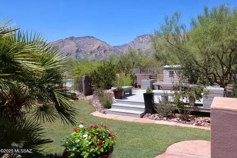 Exterior - 6655 E Circulo Invierno, Tucson, AZ 85750 photo 5 of 13
