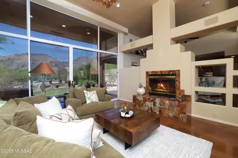 Living - 6655 E Circulo Invierno, Tucson, AZ 85750 photo 1 of 5