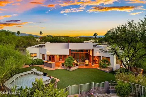 Exterior - 6655 E Circulo Invierno, Tucson, AZ 85750 photo 3 of 13