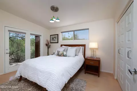 Bedroom - 6655 E Circulo Invierno, Tucson, AZ 85750 photo 4 of 4