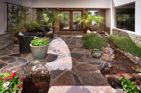 Exterior - 6655 E Circulo Invierno, Tucson, AZ 85750 photo 2 of 13
