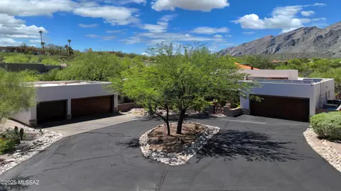Exterior - 6655 E Circulo Invierno, Tucson, AZ 85750 photo 10 of 13