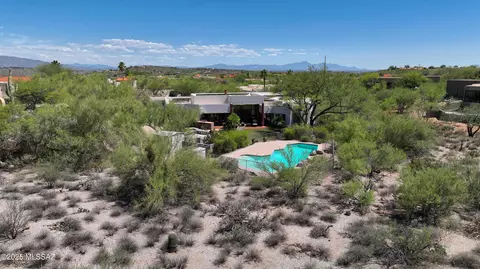 View/Area - 6655 E Circulo Invierno, Tucson, AZ 85750 photo 3 of 3