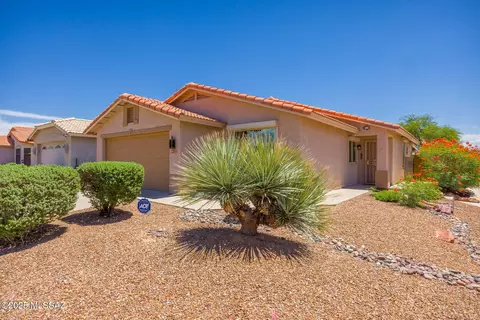 9122 E Placita Arroyo Seco, Tucson, AZ 85710