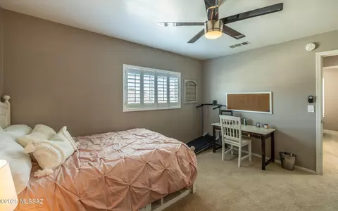 Bedroom - 8525 E Ramona Madera Ln, Tucson, AZ 85747 photo 4 of 9