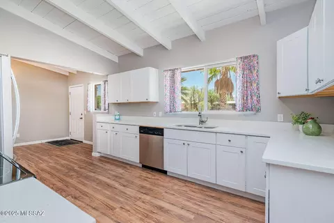6211 Eli St, Tucson, AZ 85711 photo 10