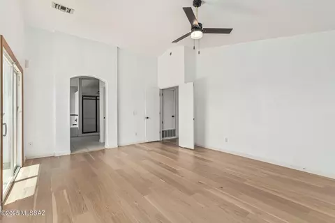 8910 E Autumn Sage St, Tucson, AZ 85747 photo 9