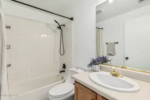 8910 E Autumn Sage St, Tucson, AZ 85747 photo 22