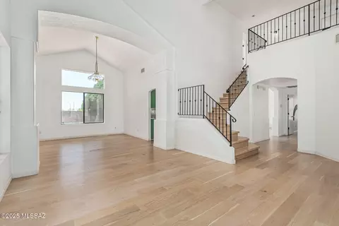 8910 E Autumn Sage St, Tucson, AZ 85747 photo 3