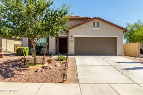 21379 E Liberty Pl, Red Rock, AZ 85145