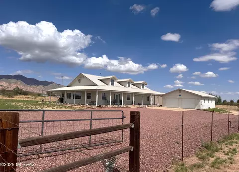 743 W March St, Pearce, AZ 85625