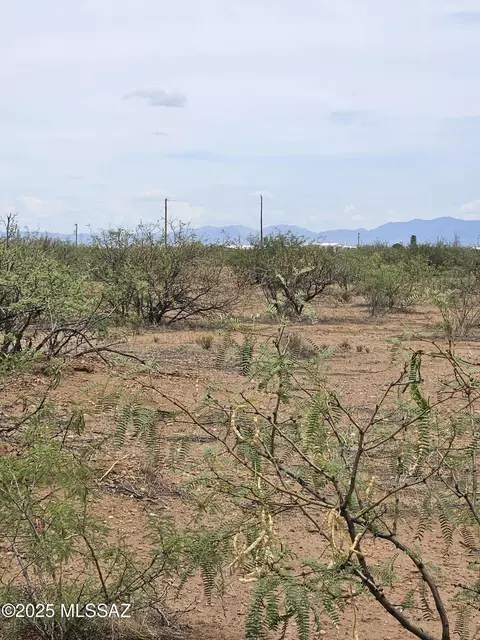 4 E 72 Acres E Trails End #146, Pearce, AZ 85625 photo 4