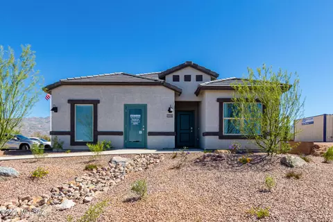 10050 N Cascalote Ln, Marana, AZ 85653