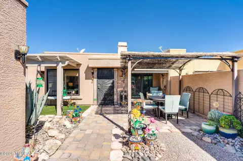3541 N Brookhaven Ln, Tucson, AZ 85712