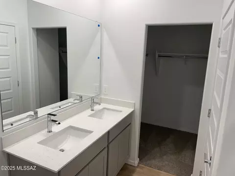 12189 E Morris Carson Dr, Vail, AZ 85641 photo 5