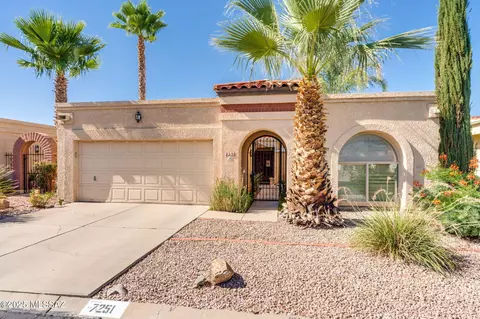 7251 E Rosslare Dr, Tucson, AZ 85715