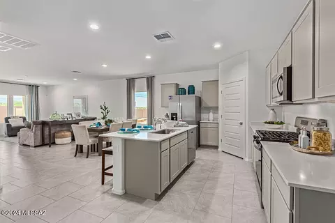 Kitchen - 3930 E Market St, Tucson, AZ 85706 photo 1 of 7