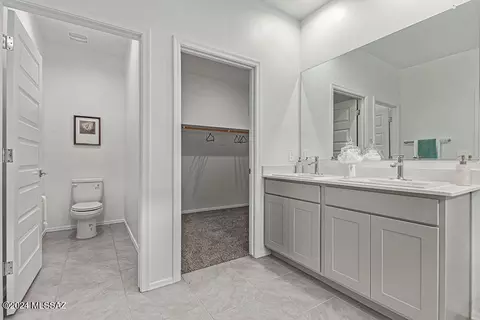 Entry Way - 3930 E Market St, Tucson, AZ 85706 photo 4 of 4