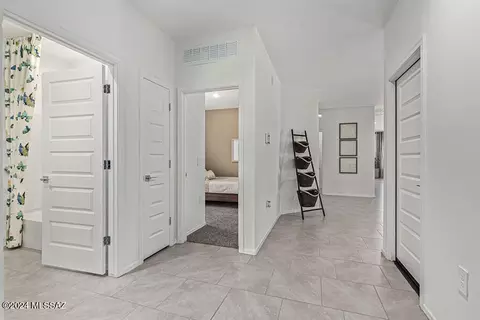 Entry Way - 3930 E Market St, Tucson, AZ 85706 photo 1 of 4