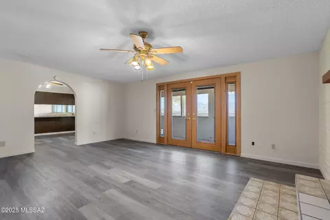 Living - 7457 E 45th St, Tucson, AZ 85730 photo 2 of 2