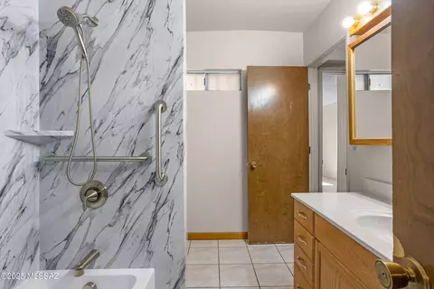 Bath - 7457 E 45th St, Tucson, AZ 85730 photo 3 of 5