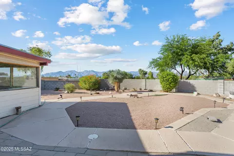 Exterior - 7457 E 45th St, Tucson, AZ 85730 photo 7 of 8