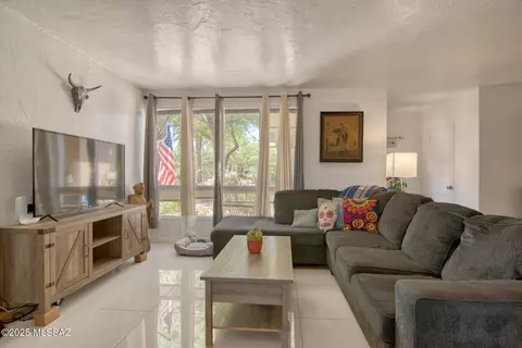Living - 2913 E 17th St, Tucson, AZ 85716 photo 4 of 4