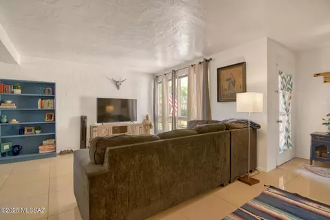 Living - 2913 E 17th St, Tucson, AZ 85716 photo 2 of 4