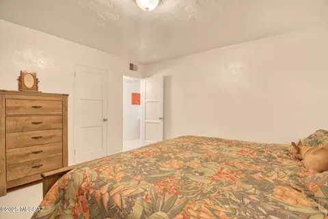 Bedroom - 2913 E 17th St, Tucson, AZ 85716 photo 3 of 6