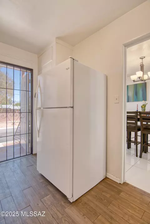 Kitchen - 2913 E 17th St, Tucson, AZ 85716 photo 4 of 5