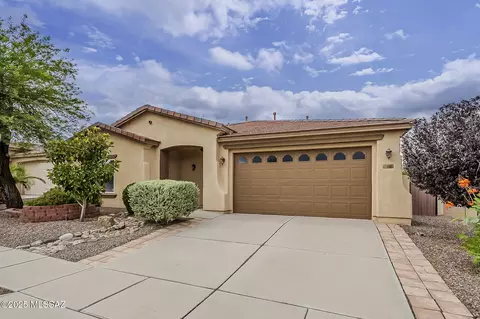 15181 N Triple Crown Pl, Tucson, AZ 85739