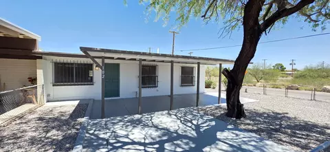 102 W Mossman Rd, Tucson, AZ 85706