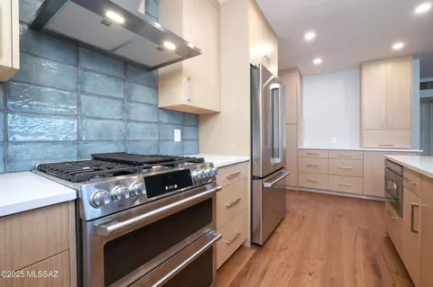 Kitchen - 1646 E Copper St, Tucson, AZ 85719 photo 3 of 3