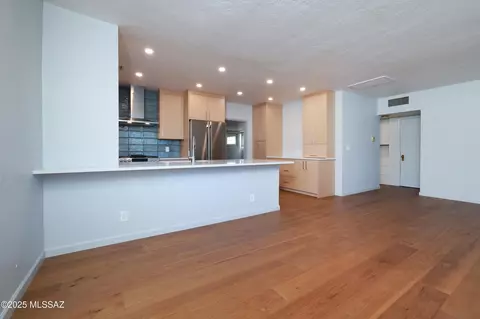 Living - 1646 E Copper St, Tucson, AZ 85719 photo 2 of 7