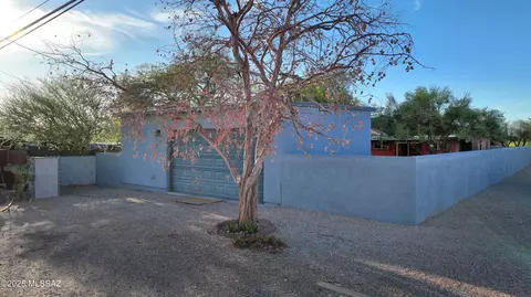 Exterior - 1646 E Copper St, Tucson, AZ 85719 photo 10 of 10