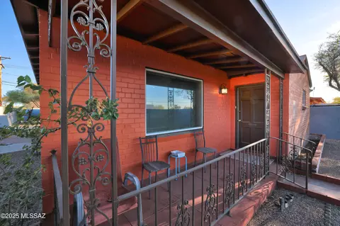 Exterior - 1646 E Copper St, Tucson, AZ 85719 photo 4 of 10
