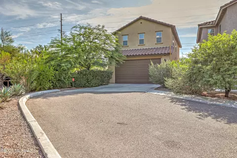 5850 N Penumbra Ct, Tucson, AZ 85741