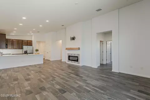 Living - 11427 E Dry Wind Dr, Tucson, AZ 85747 photo 2 of 7