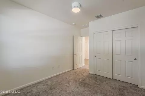 Bedroom - 11427 E Dry Wind Dr, Tucson, AZ 85747 photo 5 of 9