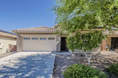 11427 E Dry Wind Dr, Tucson, AZ 85747